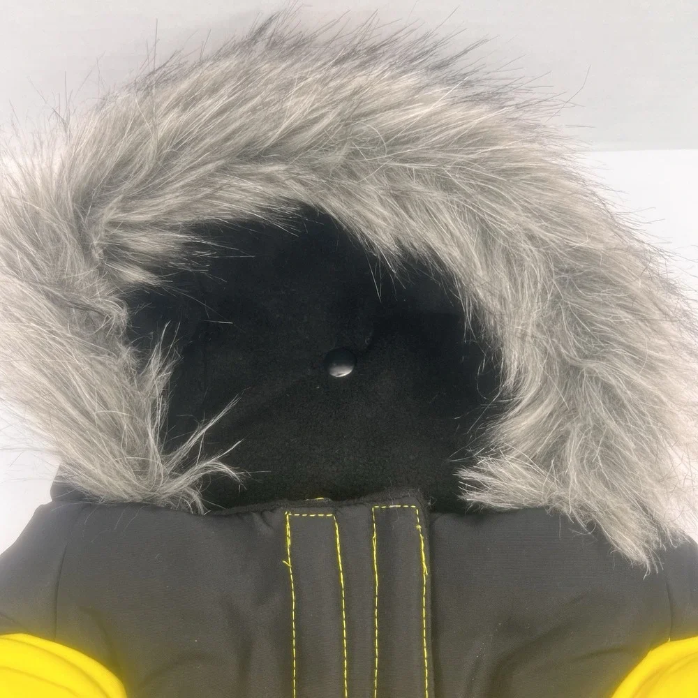 Canada Pooch Dog Cool Factor Button Jacket Size 12 8-12 lbs Winter Parka NWT